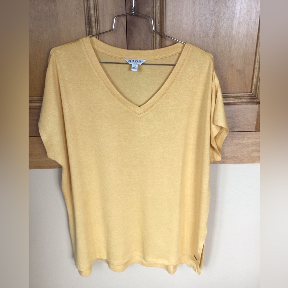 Women’s Lg ORVIS  V neck rayon top